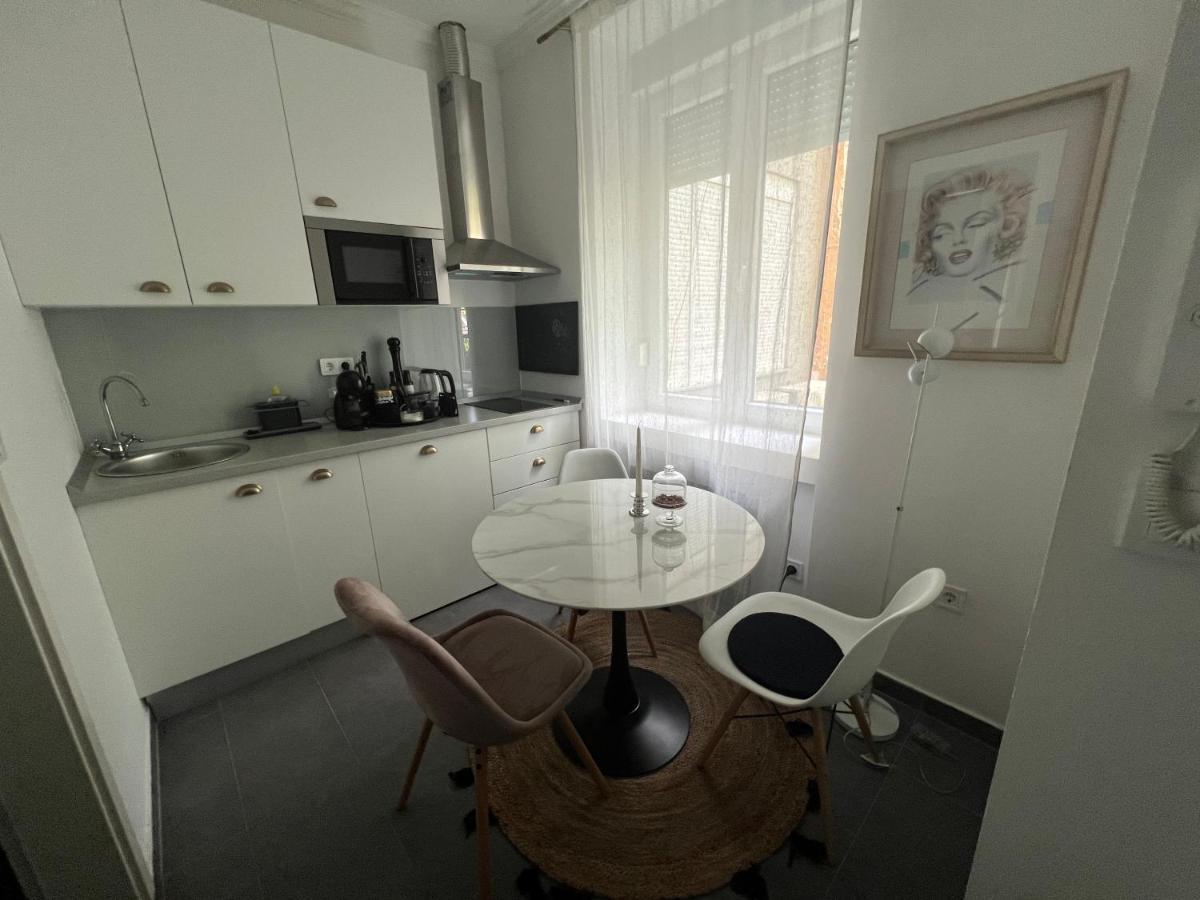 Center City Apartment 2 Zagreb Luaran gambar